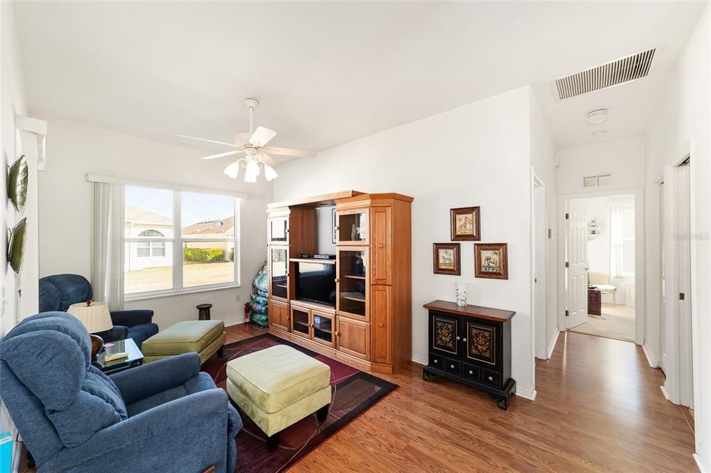 En Venta: $209,999 (2 camas, 2 baños, 1155 Pies cuadrados)