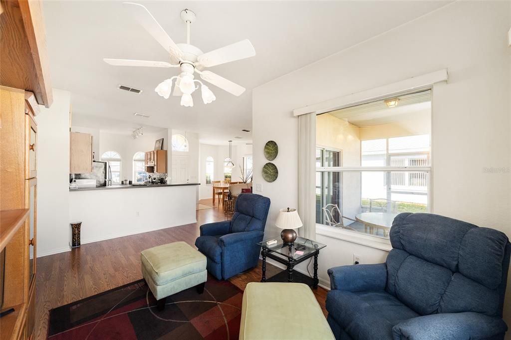 En Venta: $209,999 (2 camas, 2 baños, 1155 Pies cuadrados)