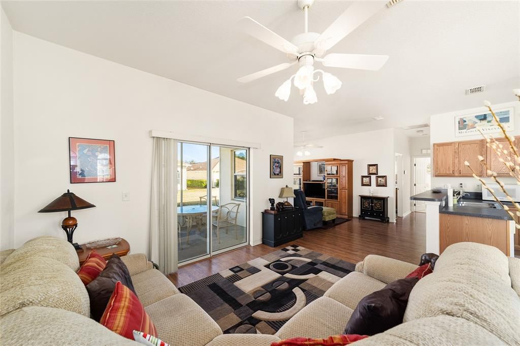 En Venta: $209,999 (2 camas, 2 baños, 1155 Pies cuadrados)