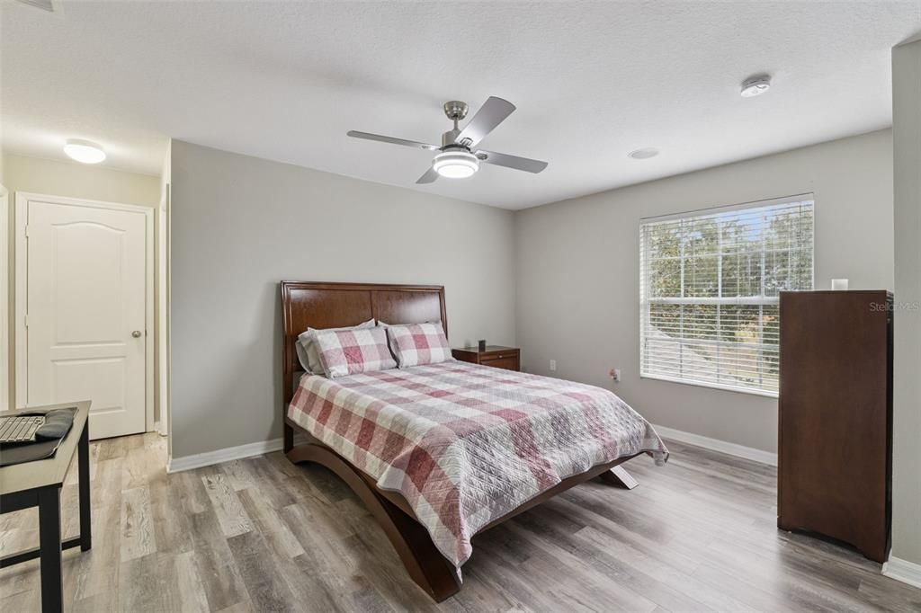 待售: $380,000 (3 贝兹, 2 浴室, 1932 平方英尺)