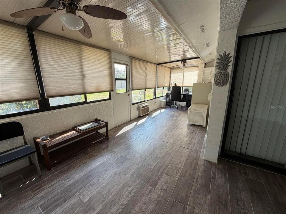 В аренду: $2,600 (2 спален, 2 ванн, 1200 Квадратных фут)