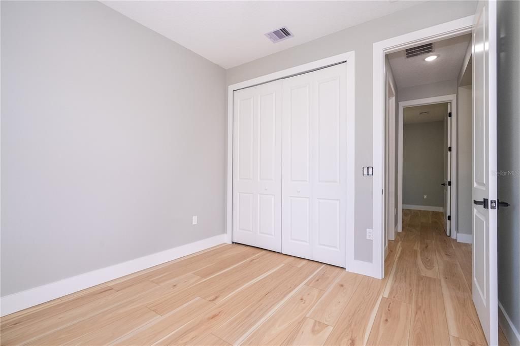 На продажу: $410,000 (4 спален, 3 ванн, 1795 Квадратных фут)