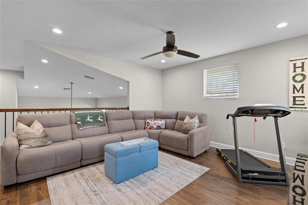 En Venta: $469,747 (3 camas, 2 baños, 1990 Pies cuadrados)