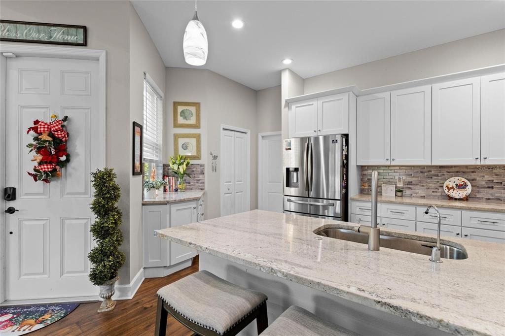 En Venta: $469,747 (3 camas, 2 baños, 1990 Pies cuadrados)