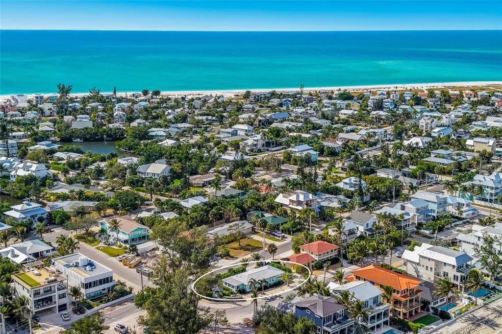 For Sale: $1,195,000 (2 beds, 2 baths, 1332 Square Feet)