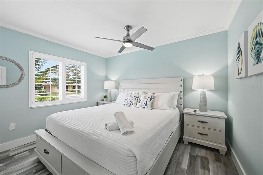 For Sale: $1,195,000 (2 beds, 2 baths, 1332 Square Feet)