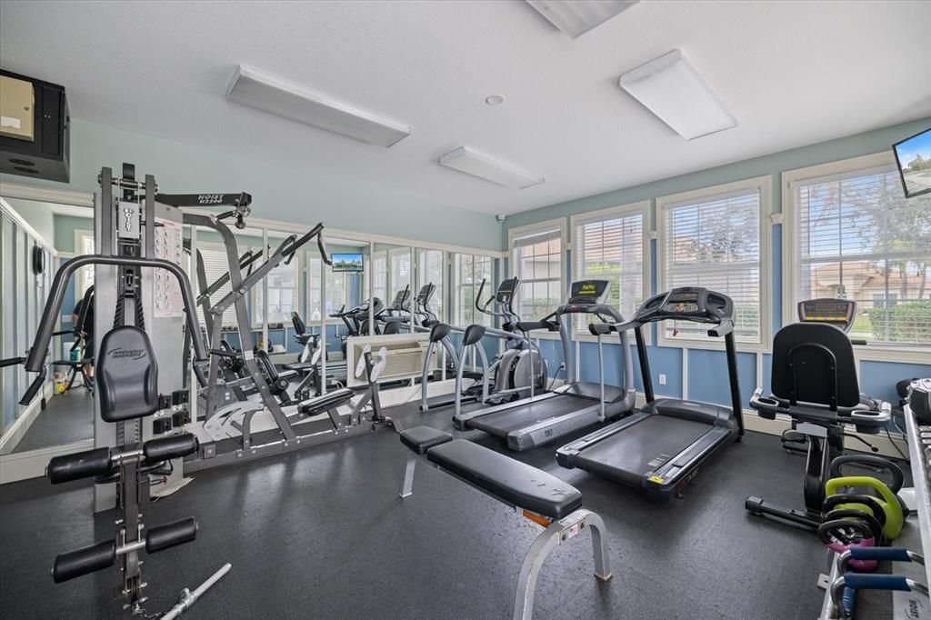 合同活跃: $555,000 (3 贝兹, 2 浴室, 2239 平方英尺)