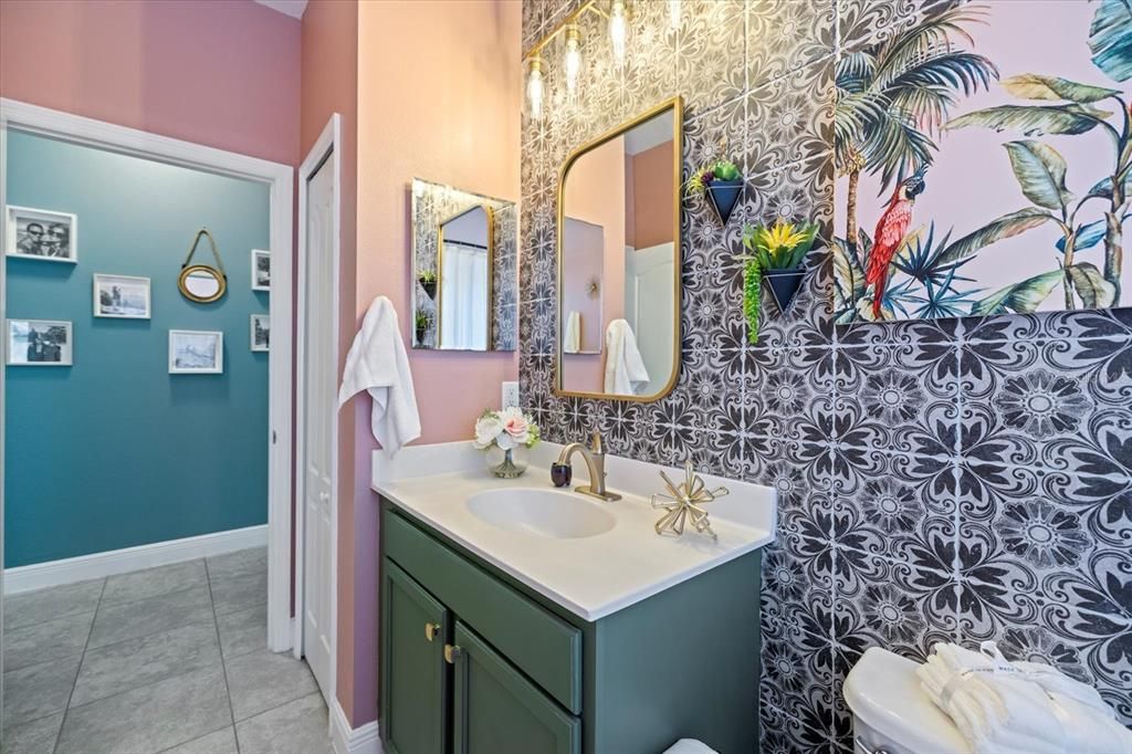 合同活跃: $555,000 (3 贝兹, 2 浴室, 2239 平方英尺)