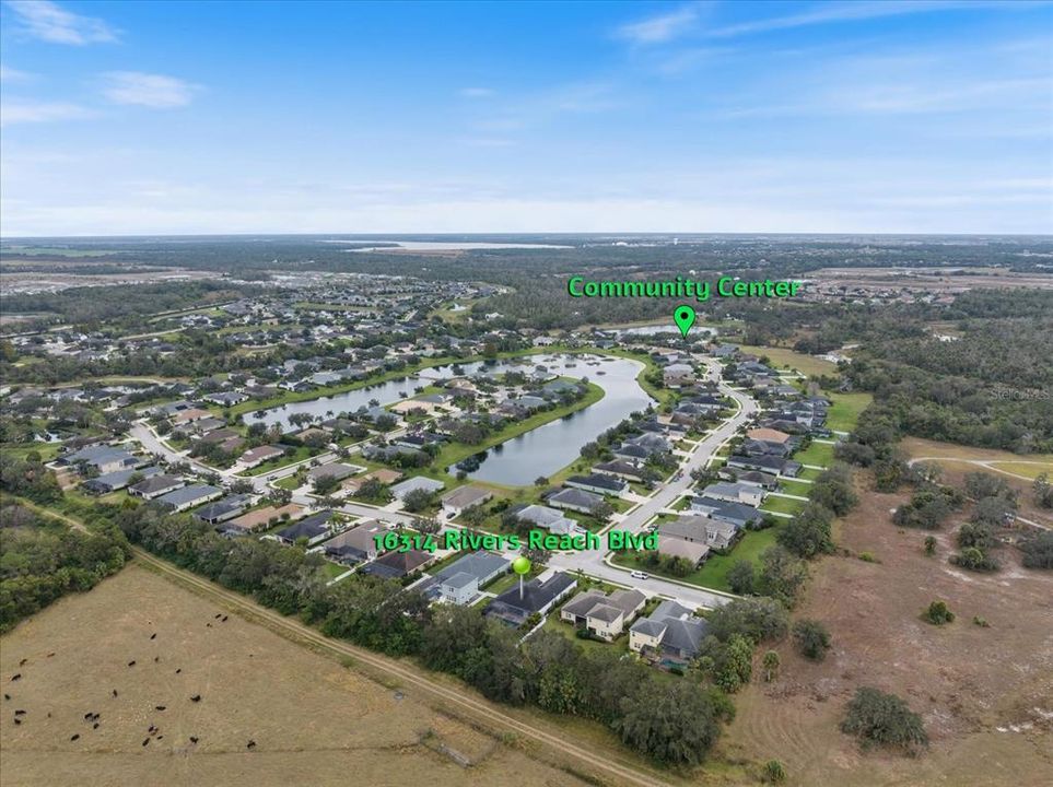 合同活跃: $555,000 (3 贝兹, 2 浴室, 2239 平方英尺)