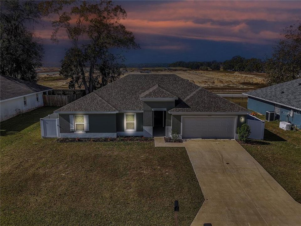 En Venta: $345,000 (3 camas, 2 baños, 1668 Pies cuadrados)