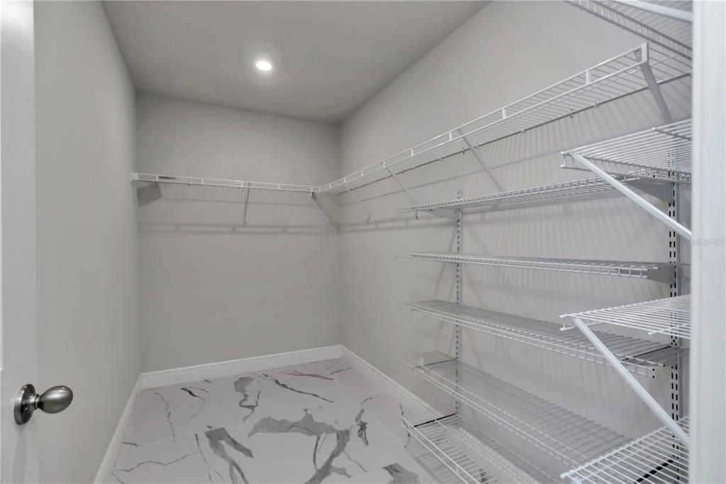 En Venta: $345,000 (3 camas, 2 baños, 1668 Pies cuadrados)