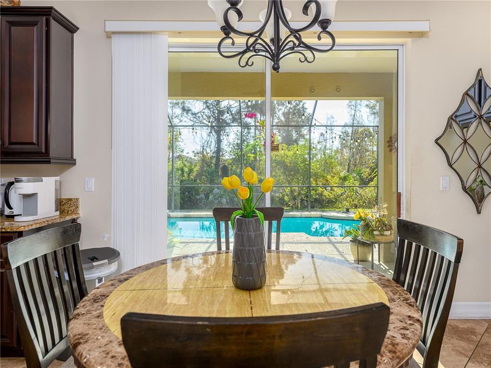 For Rent: $4,200 (5 beds, 4 baths, 4225 Square Feet)