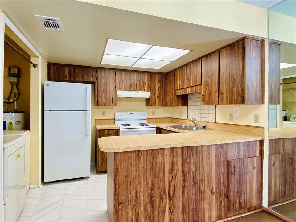 В аренду: $1,550 (2 спален, 2 ванн, 918 Квадратных фут)