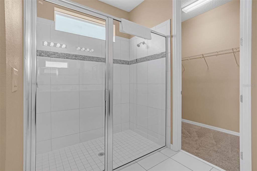 待售: $899,000 (9 贝兹, 6 浴室, 4363 平方英尺)