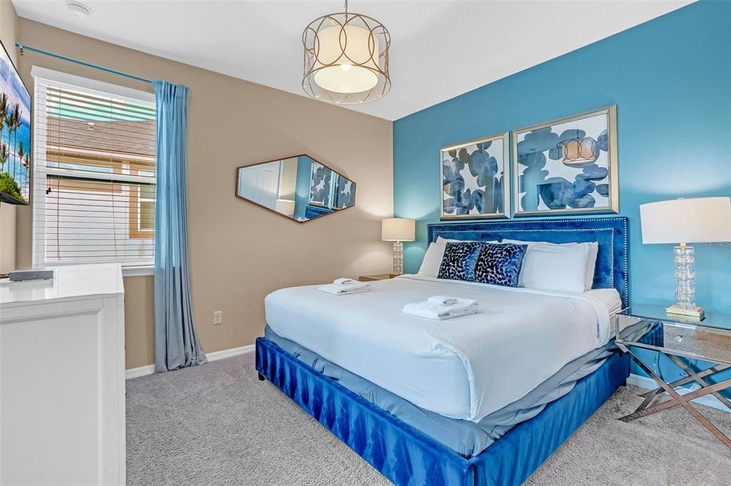 待售: $899,000 (9 贝兹, 6 浴室, 4363 平方英尺)