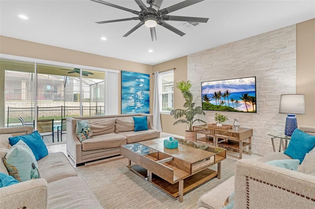 待售: $899,000 (9 贝兹, 6 浴室, 4363 平方英尺)