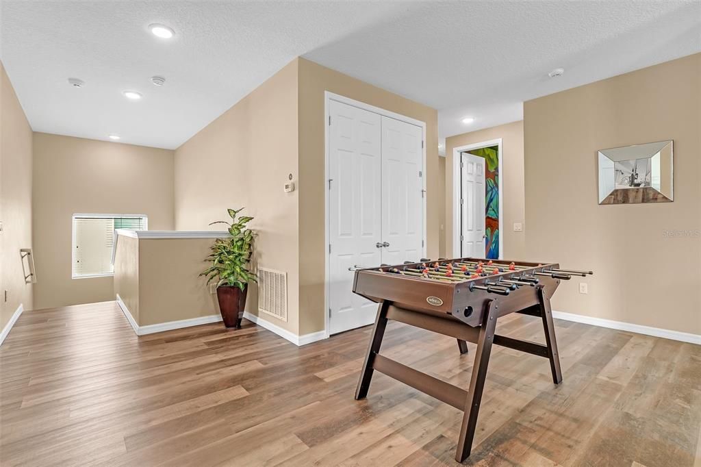 待售: $899,000 (9 贝兹, 6 浴室, 4363 平方英尺)