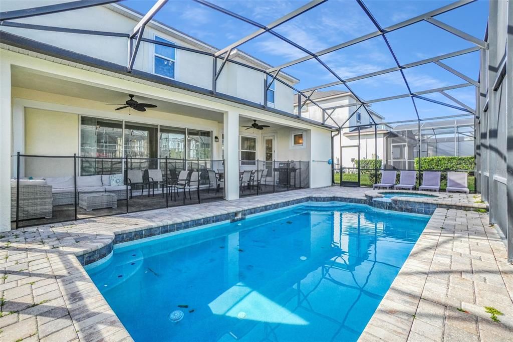 待售: $899,000 (9 贝兹, 6 浴室, 4363 平方英尺)