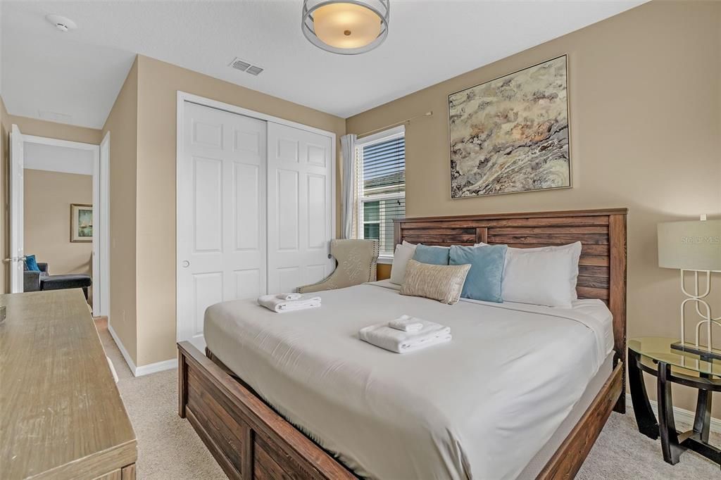 待售: $899,000 (9 贝兹, 6 浴室, 4363 平方英尺)