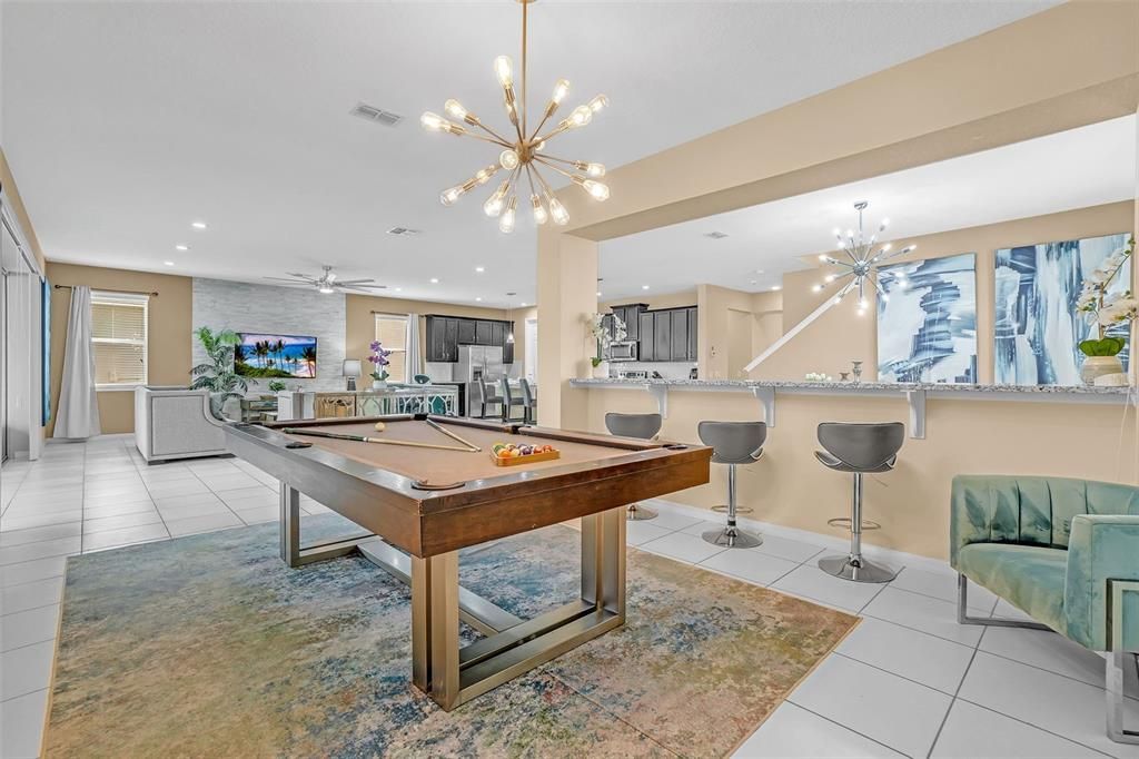 待售: $899,000 (9 贝兹, 6 浴室, 4363 平方英尺)