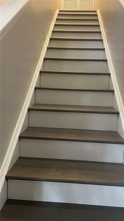 待售: $264,999 (2 贝兹, 2 浴室, 1071 平方英尺)