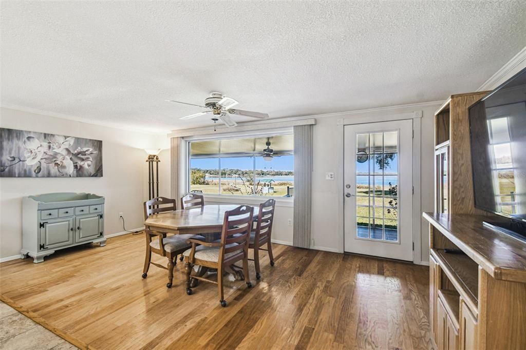 For Sale: $600,000 (3 beds, 2 baths, 2060 Square Feet)