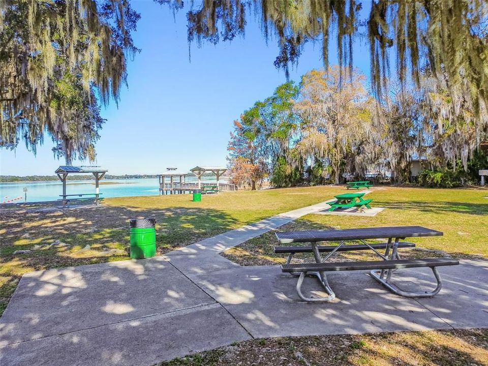 For Sale: $600,000 (3 beds, 2 baths, 2060 Square Feet)