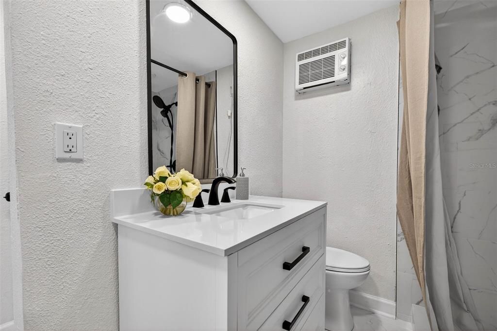 待售: $515,000 (4 贝兹, 2 浴室, 1383 平方英尺)