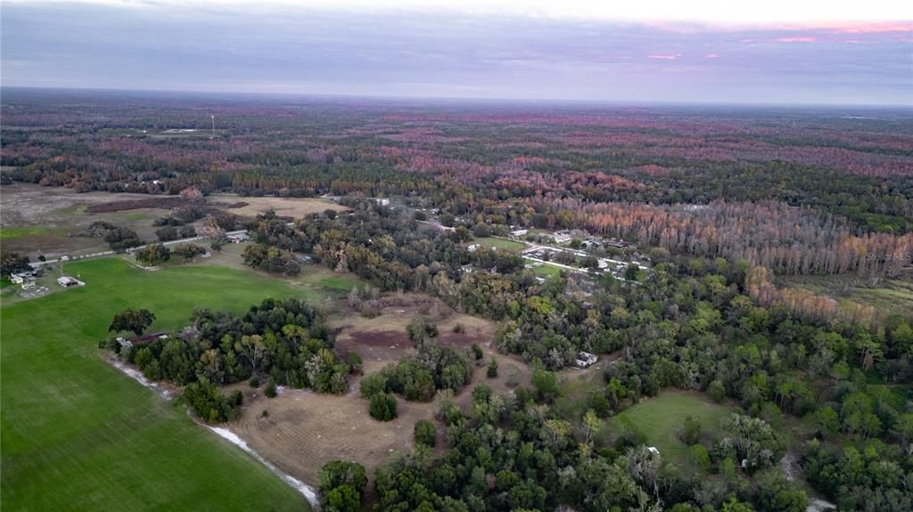 待售: $1,200,000 (10.30 acres)