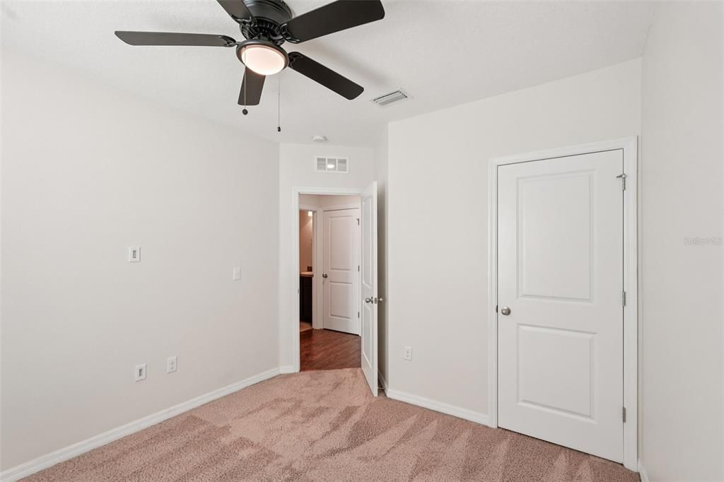 В аренду: $2,195 (3 спален, 2 ванн, 1478 Квадратных фут)