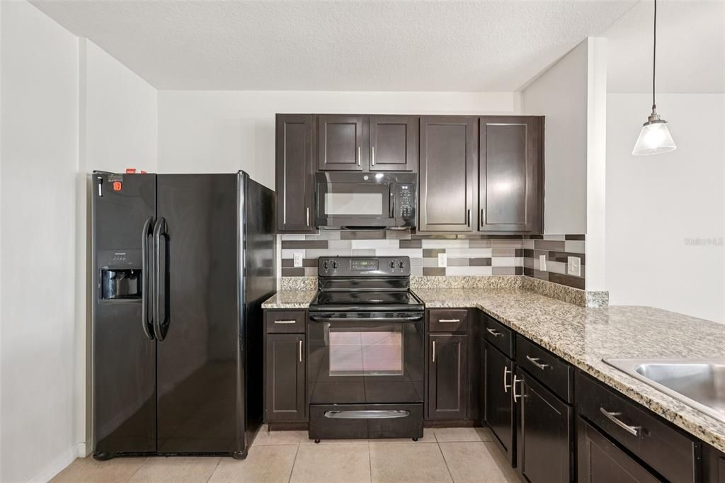 В аренду: $2,195 (3 спален, 2 ванн, 1478 Квадратных фут)