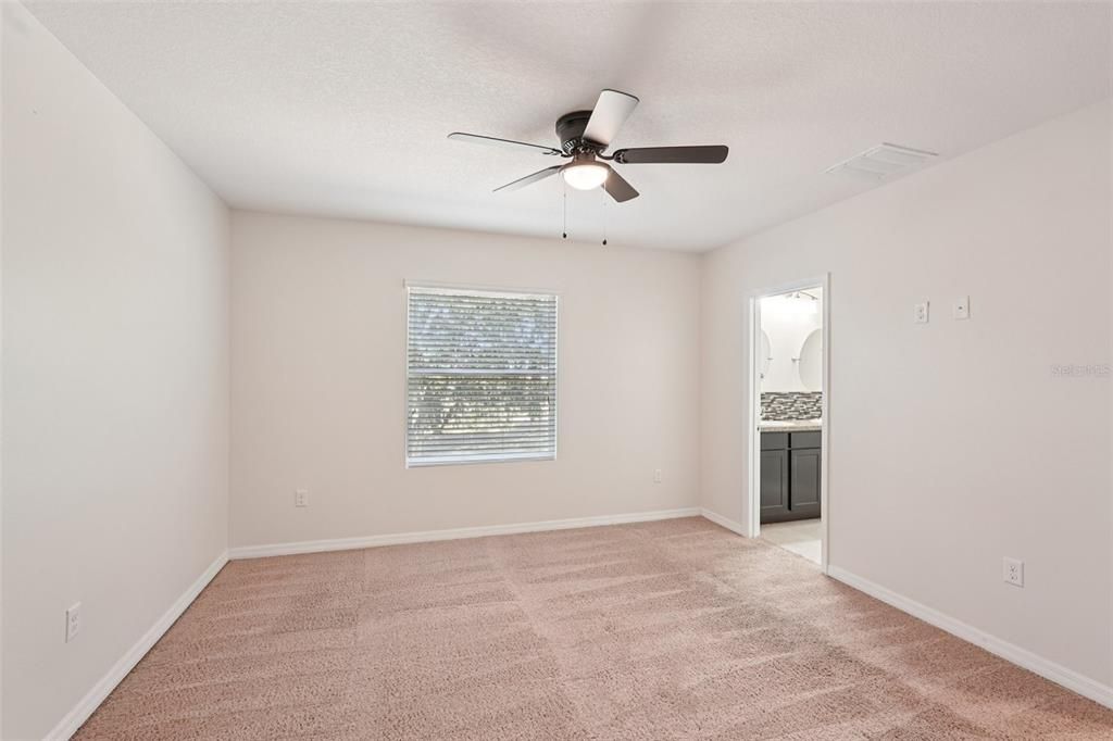 В аренду: $2,195 (3 спален, 2 ванн, 1478 Квадратных фут)