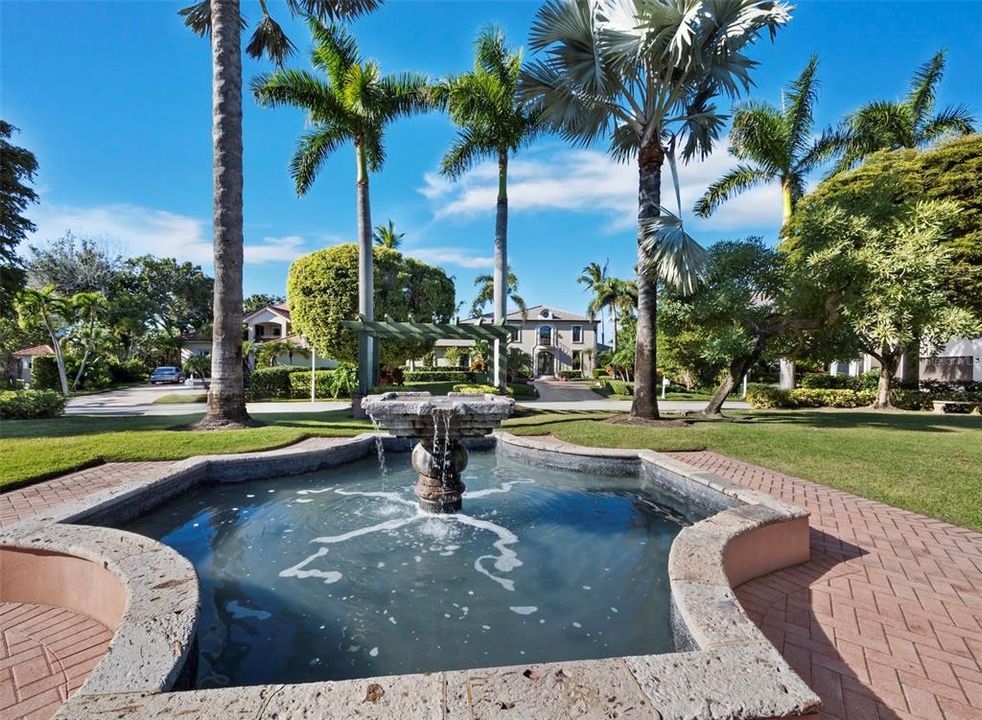 For Sale: $7,999,000 (4 beds, 4 baths, 4921 Square Feet)