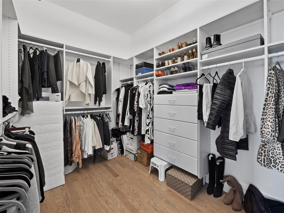 For Sale: $7,999,000 (4 beds, 4 baths, 4921 Square Feet)