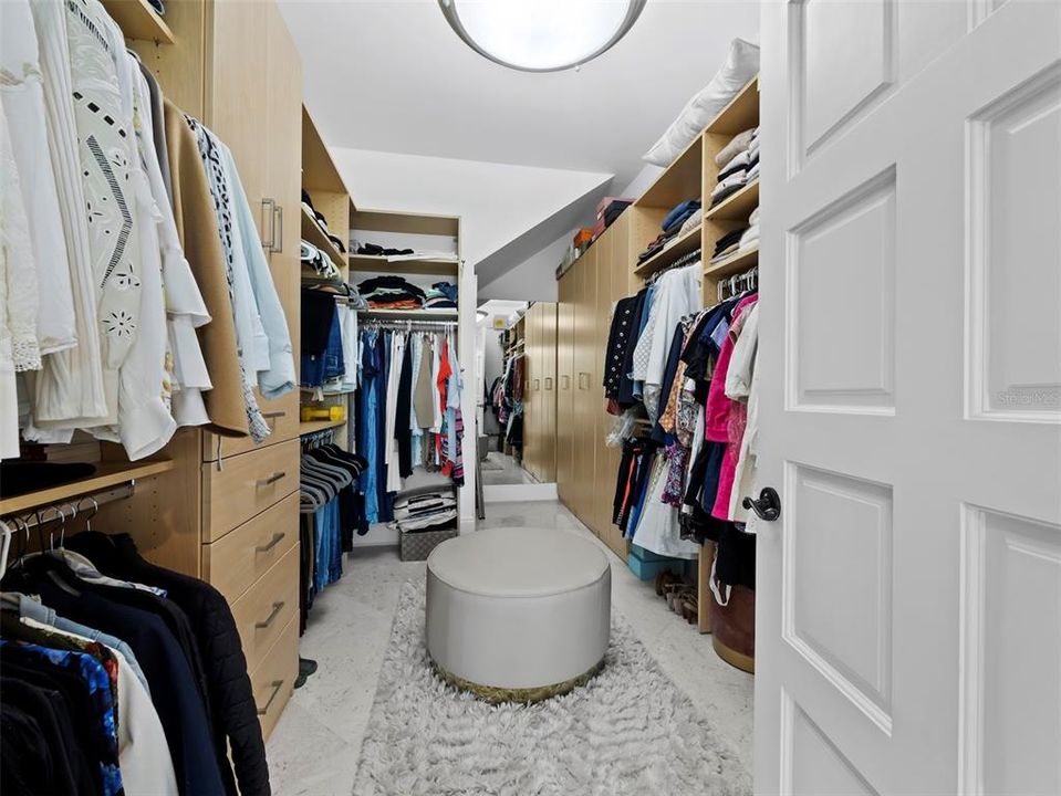 For Sale: $7,999,000 (4 beds, 4 baths, 4921 Square Feet)