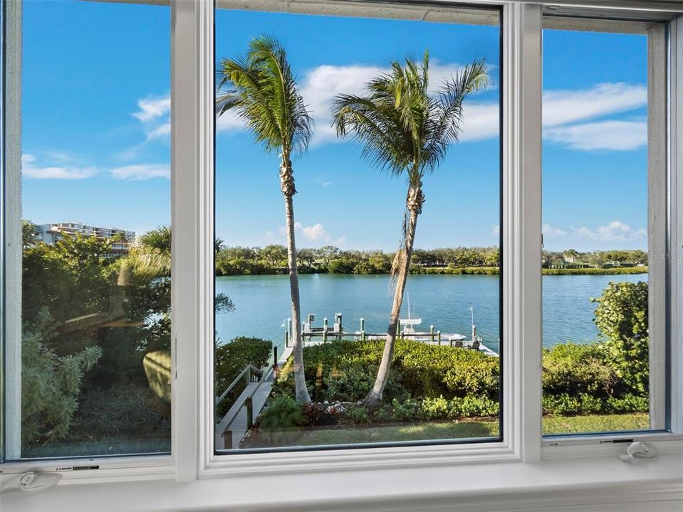 For Sale: $7,999,000 (4 beds, 4 baths, 4921 Square Feet)