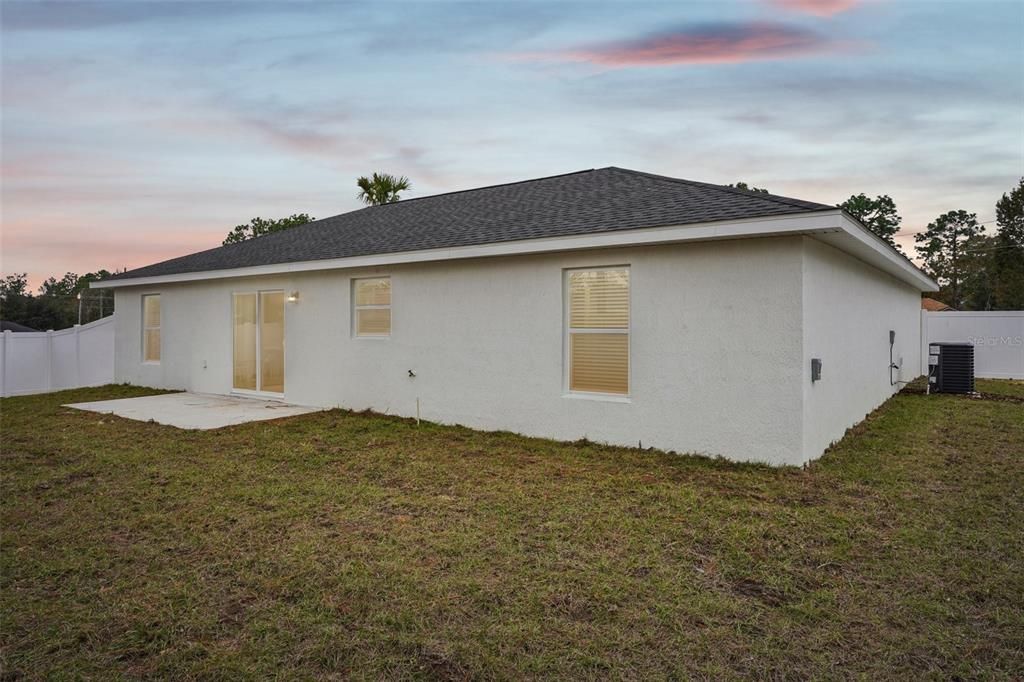 待售: $289,900 (3 贝兹, 2 浴室, 1453 平方英尺)