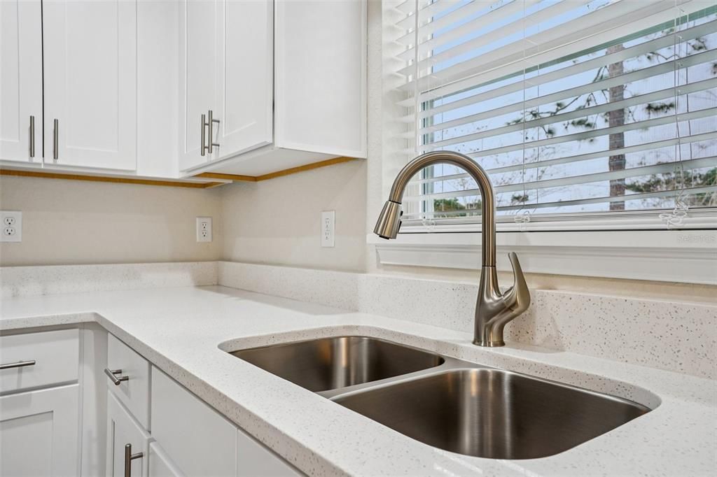 待售: $289,900 (3 贝兹, 2 浴室, 1453 平方英尺)