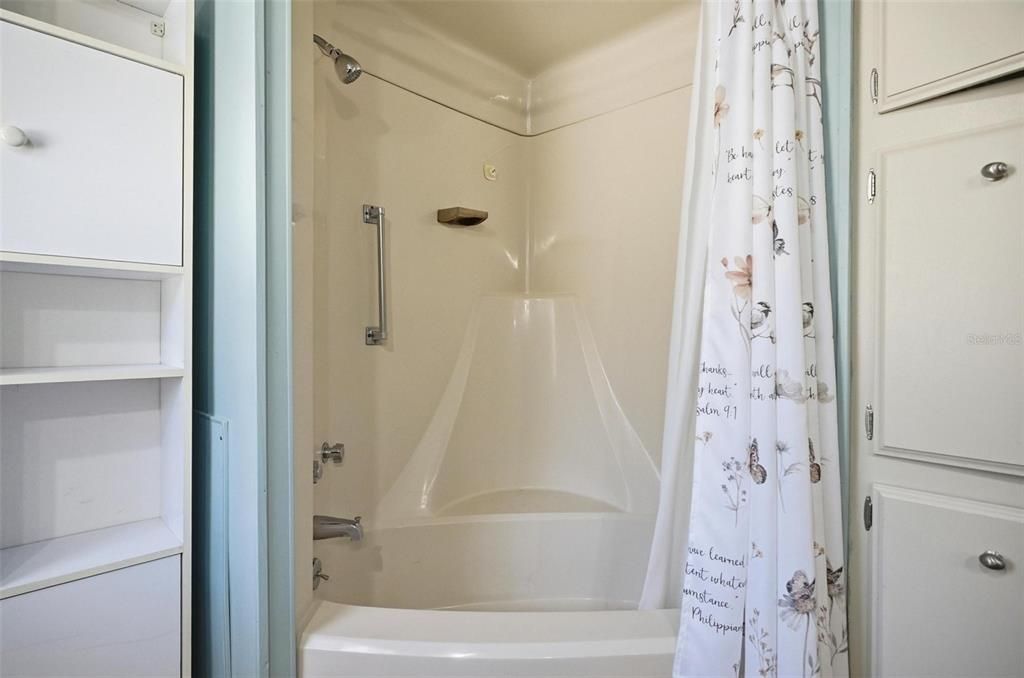 En Venta: $199,900 (2 camas, 2 baños, 1288 Pies cuadrados)