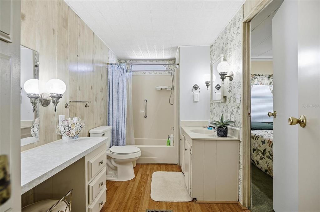 En Venta: $199,900 (2 camas, 2 baños, 1288 Pies cuadrados)