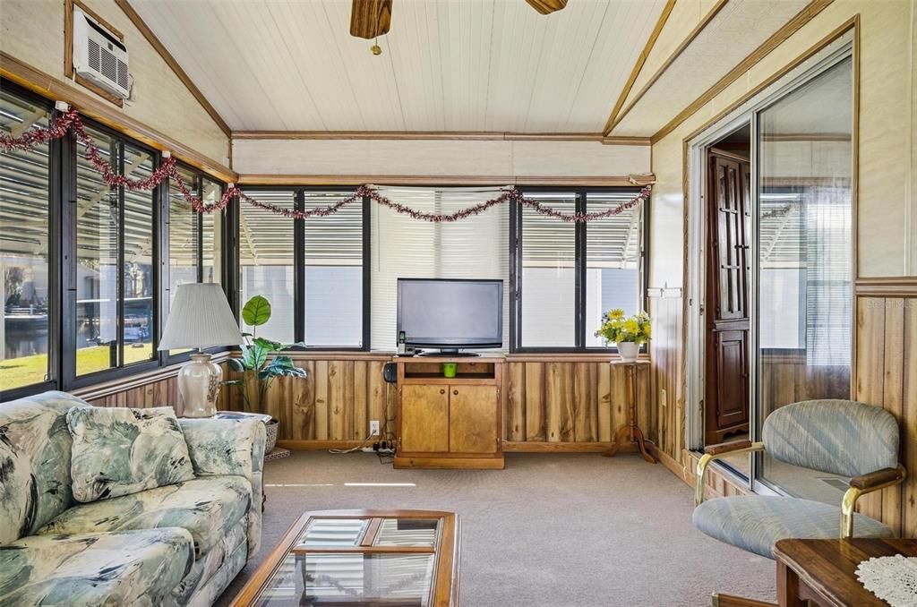 En Venta: $199,900 (2 camas, 2 baños, 1288 Pies cuadrados)