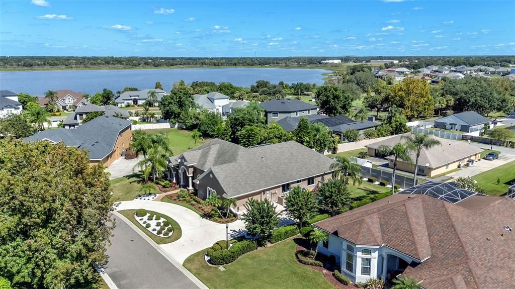 На продажу: $829,900 (4 спален, 3 ванн, 3400 Квадратных фут)