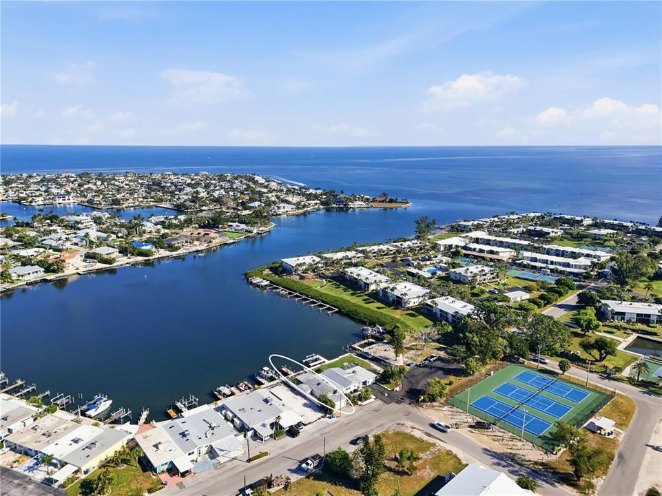 En Venta: $750,000 (2 camas, 2 baños, 1356 Pies cuadrados)