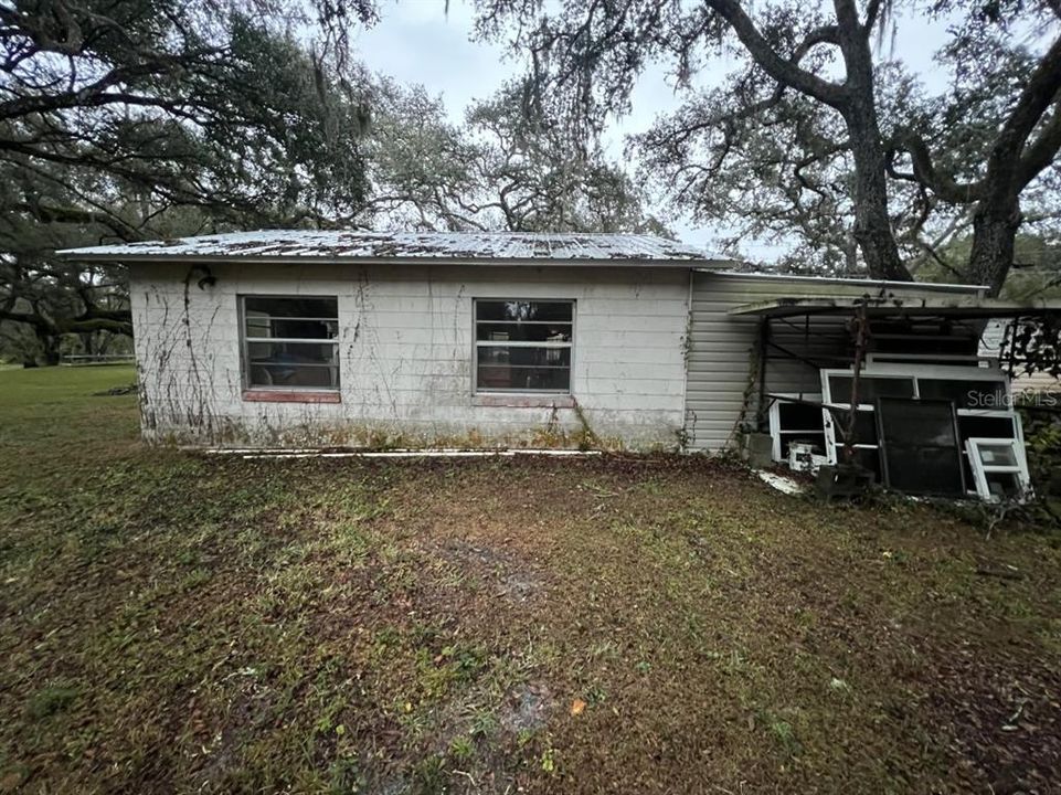 For Sale: $70,000 (1 beds, 1 baths, 500 Square Feet)