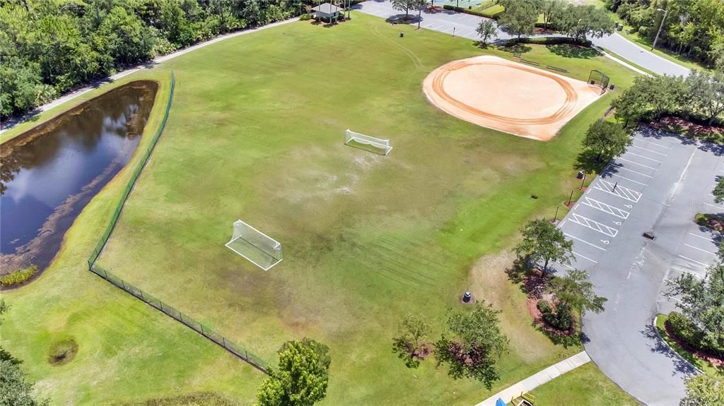 For Sale: $449,900 (4 beds, 2 baths, 1973 Square Feet)