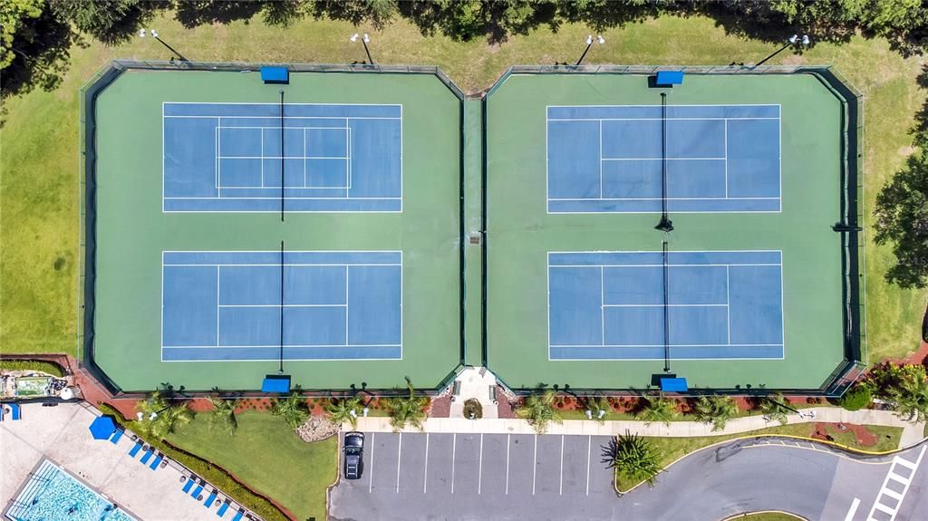 For Sale: $449,900 (4 beds, 2 baths, 1973 Square Feet)