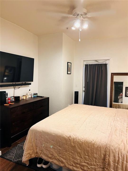 En Renta: $1,600 (1 camas, 1 baños, 645 Pies cuadrados)