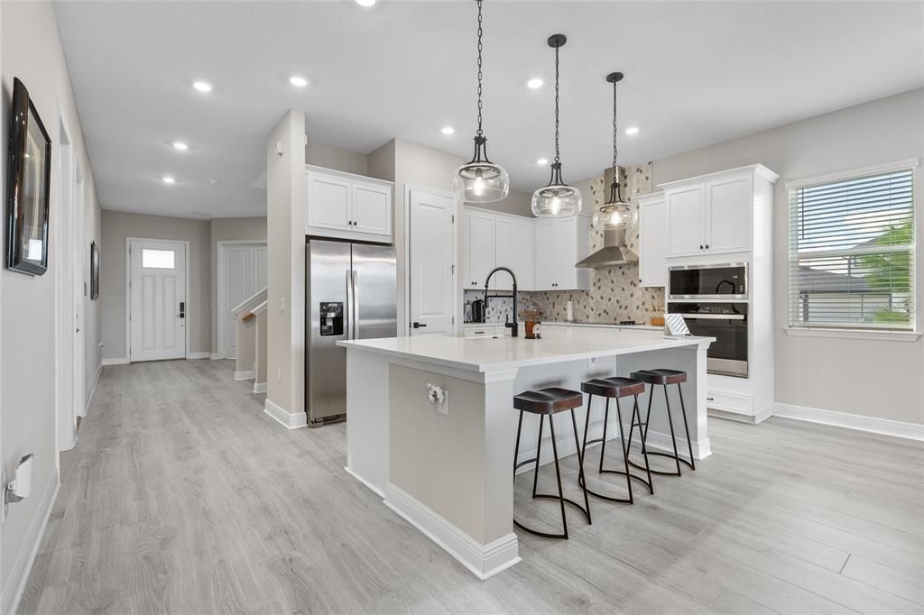 待售: $690,000 (4 贝兹, 2 浴室, 2904 平方英尺)