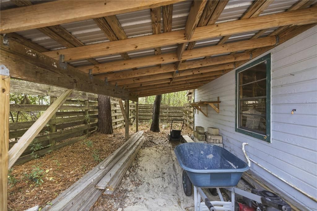 For Sale: $399,500 (3 beds, 2 baths, 2286 Square Feet)