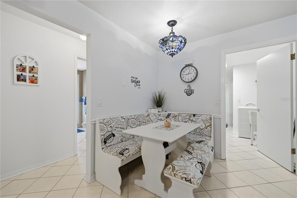 For Sale: $399,500 (3 beds, 2 baths, 2286 Square Feet)